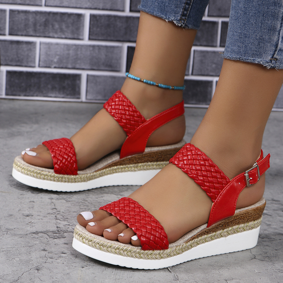 Fashionable Open-toe Round-toe Thick-soled High-heeled Slides For Outdoor Wear - Image 3