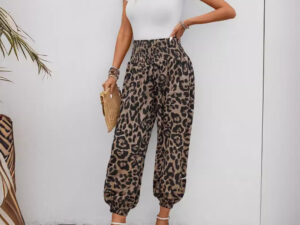 Trendy Leopard-print Casual Jogger Capri Pants With An Elastic Waist And Wide Pockets