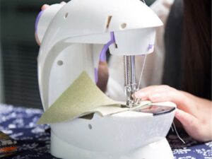 202 Micro Multifunctional Household Mini Portable Sewing Machine