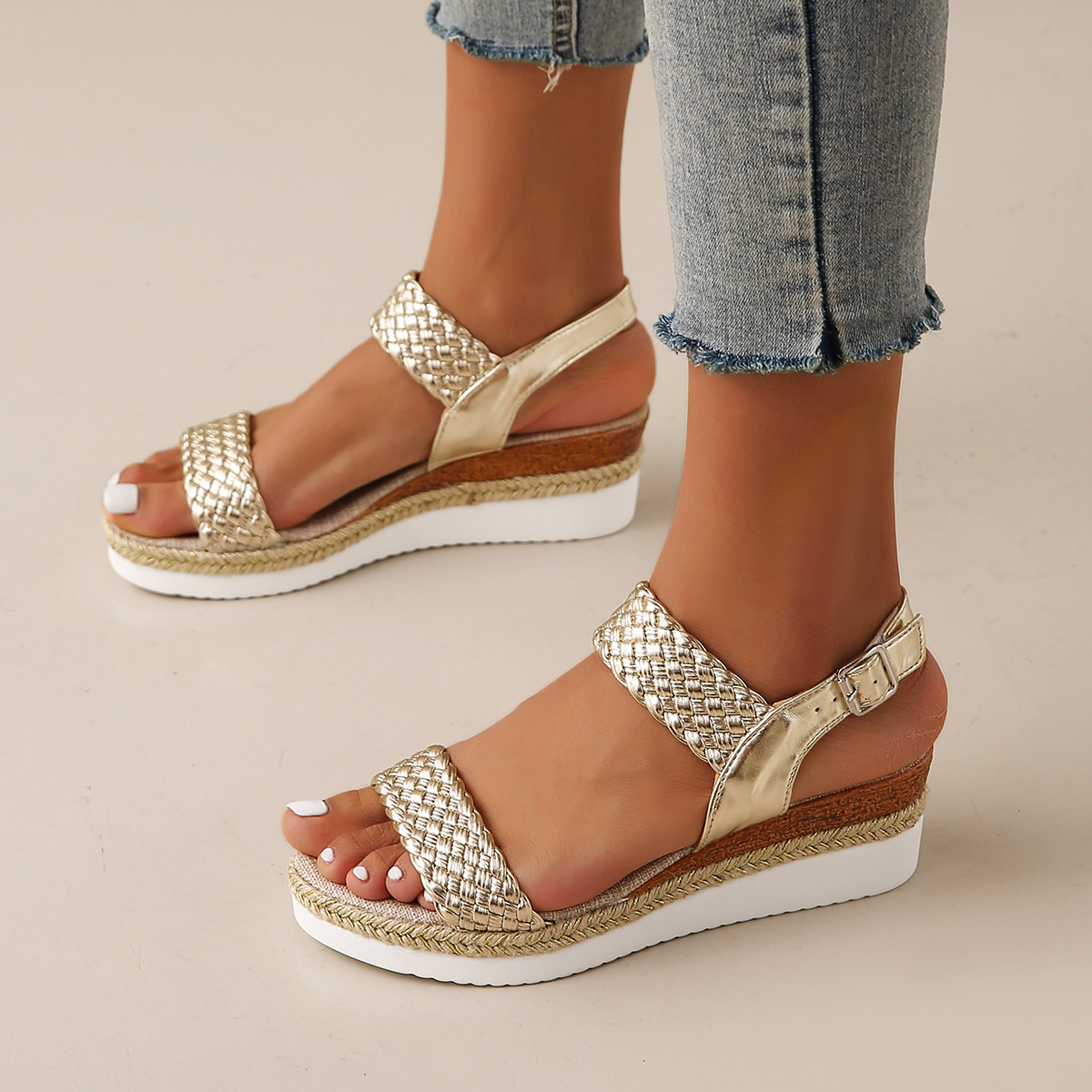 Fashionable Open-toe Round-toe Thick-soled High-heeled Slides For Outdoor Wear - Image 4