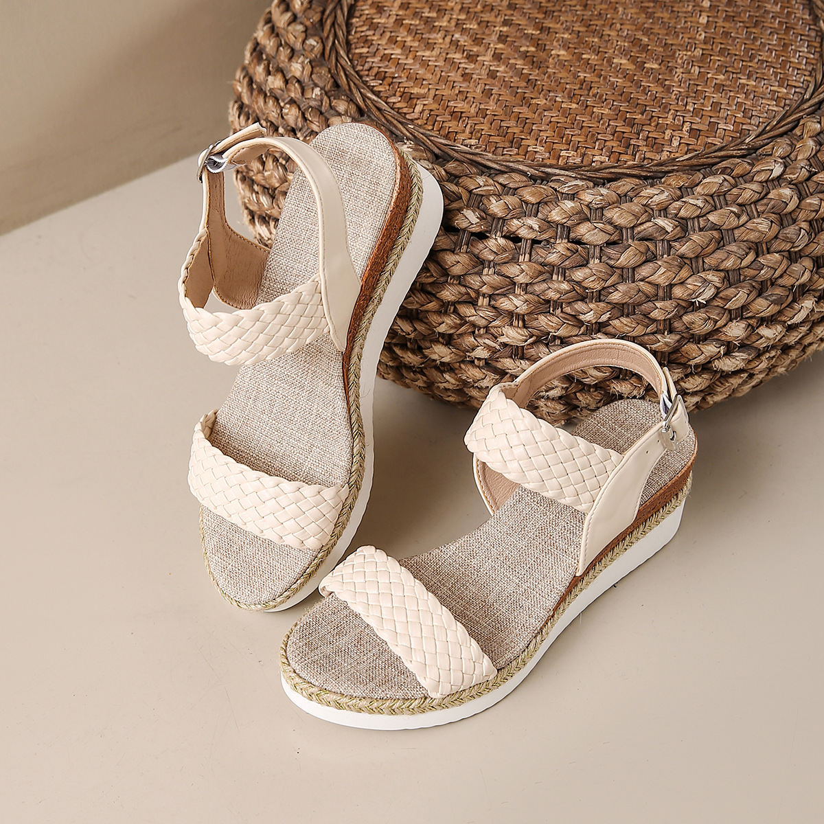Fashionable Open-toe Round-toe Thick-soled High-heeled Slides For Outdoor Wear - Image 2