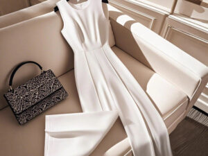 Sleeveless Waist-cinching Figure-flattering Jumpsuit