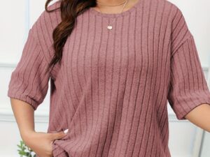 Womens Loose-fitting Set With A Crew Neck