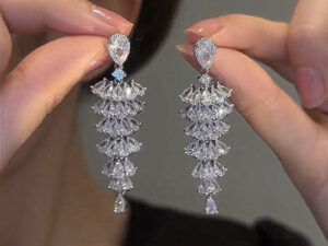 Sparkling Zircon Christmas Tree Drop Earrings For Women Trendy Xmas Tree Plant Dangle Earrings New Year Festival Party Jewelry